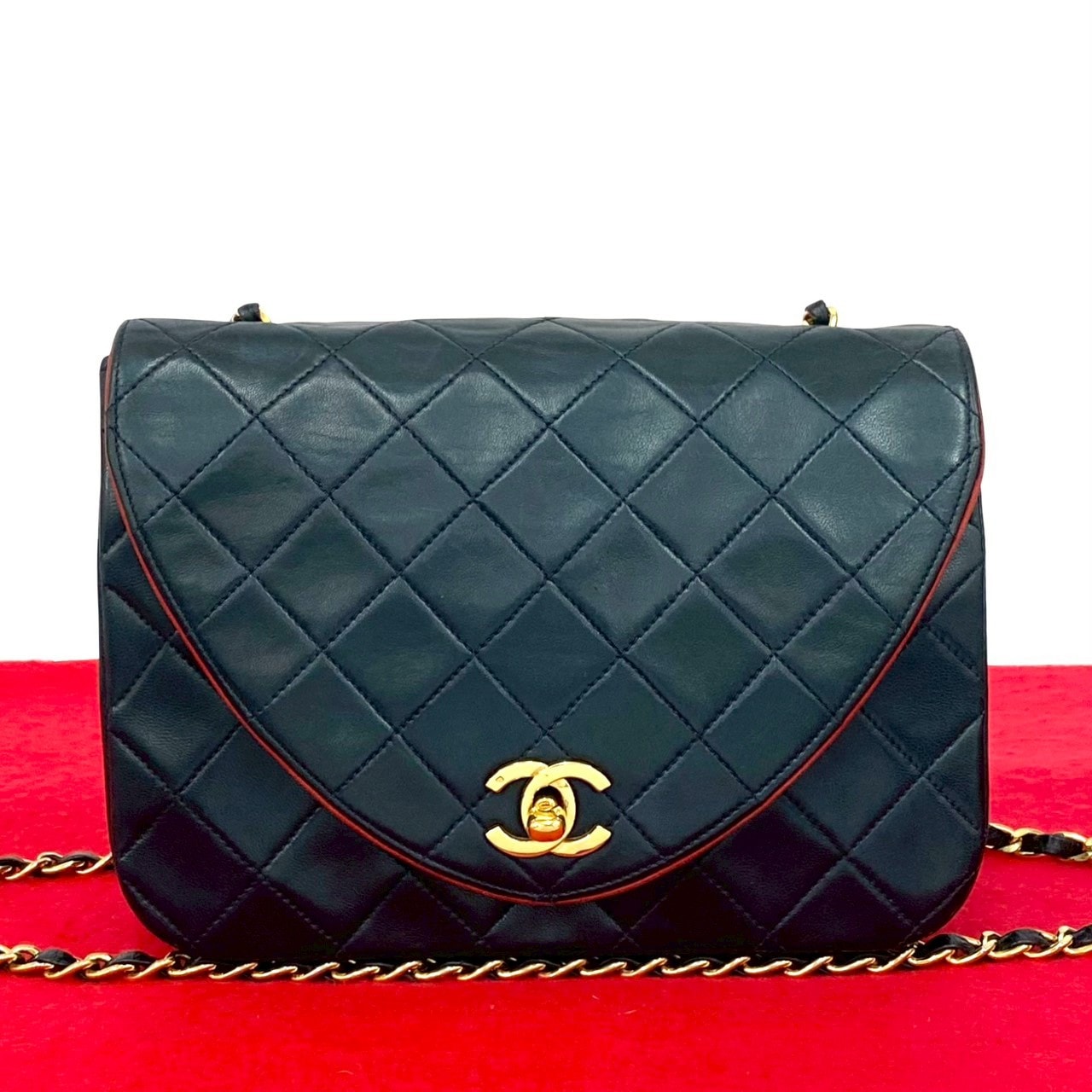 CHANEL シャネル マトラッセ ココマーク ラムスキン ショルダーバッグ ネイビー
 37491