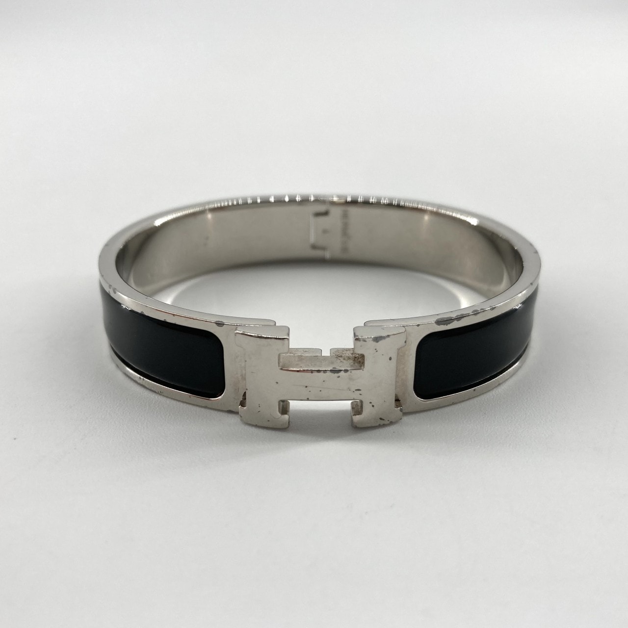 HERMES(エルメス) クリックH エナメル×パラディウムプレーテッド バングル ノワール×シルバー