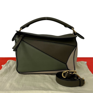 LOEWE ロエベ パズル アナグラム 刻印 レザー ショルダーバッグ カーキ
45946