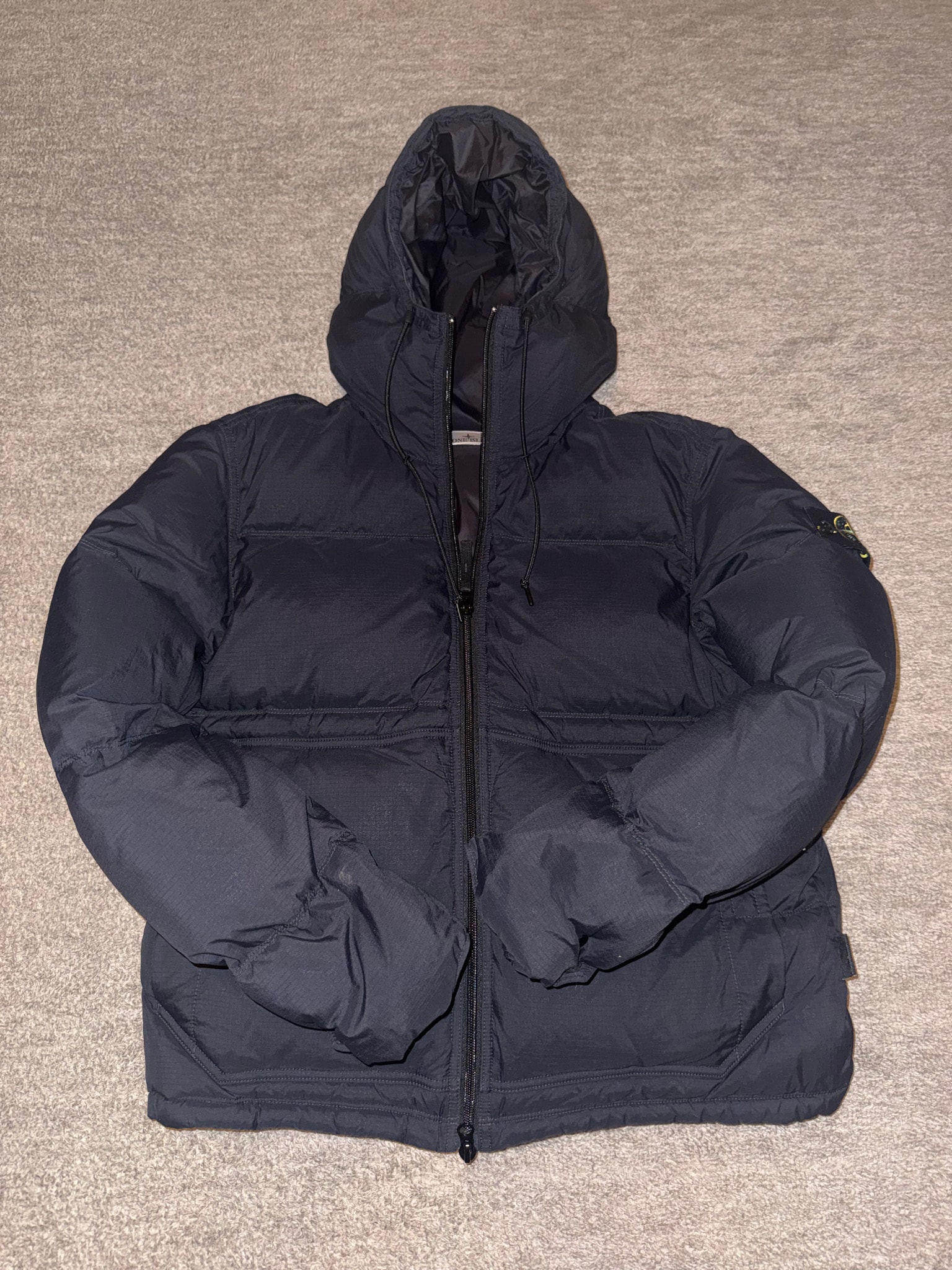 STONE ISLAND ダウンジャケット