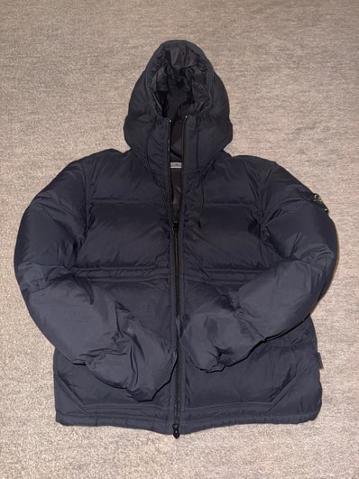 STONE ISLAND ダウンジャケット