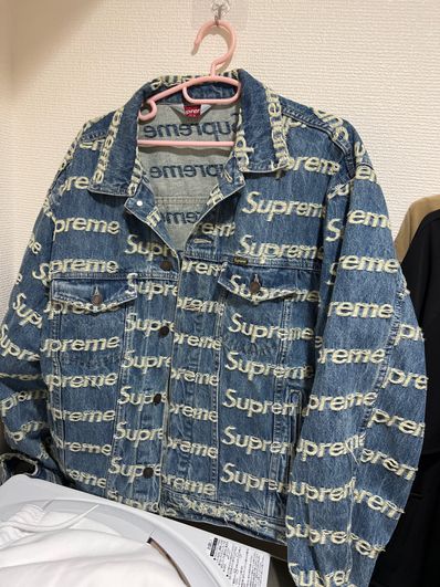 Supreme Frayed Logos Denim Trucker Jacket "Blue"