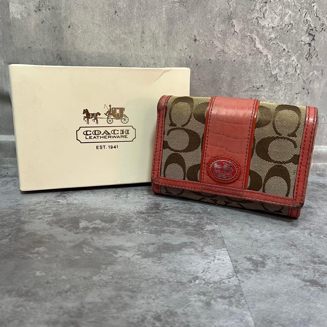 【COACH】箱付き コーチ シグネチャー柄三つ折り財布 三つ折り財布 キャンバス×レザー レディース ベージュ ブラウン レッド F35983 ロゴ入り 馬車ロゴ レザー切替 コンパクトウォレット ヴィンテージ F35983