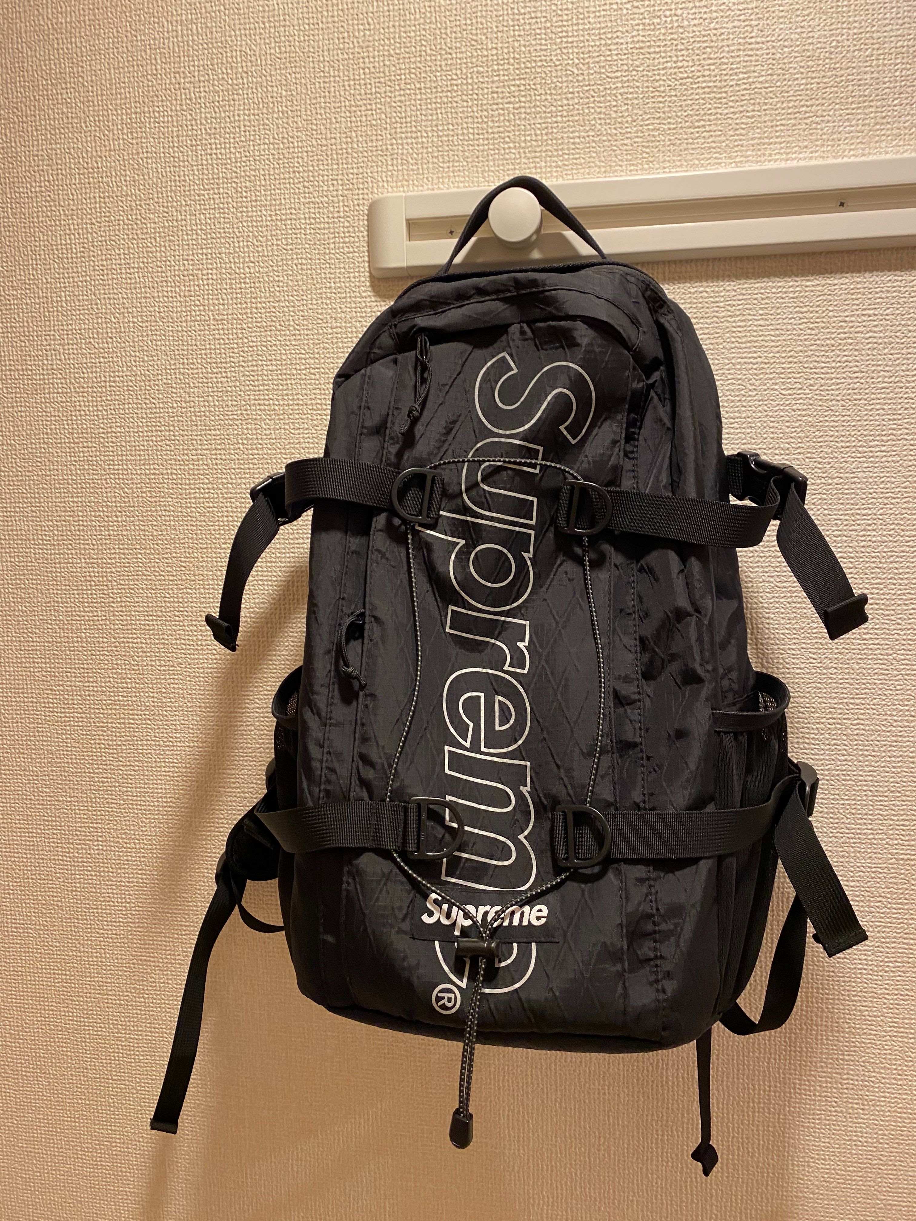 Supreme 18FW Backpack "Black"