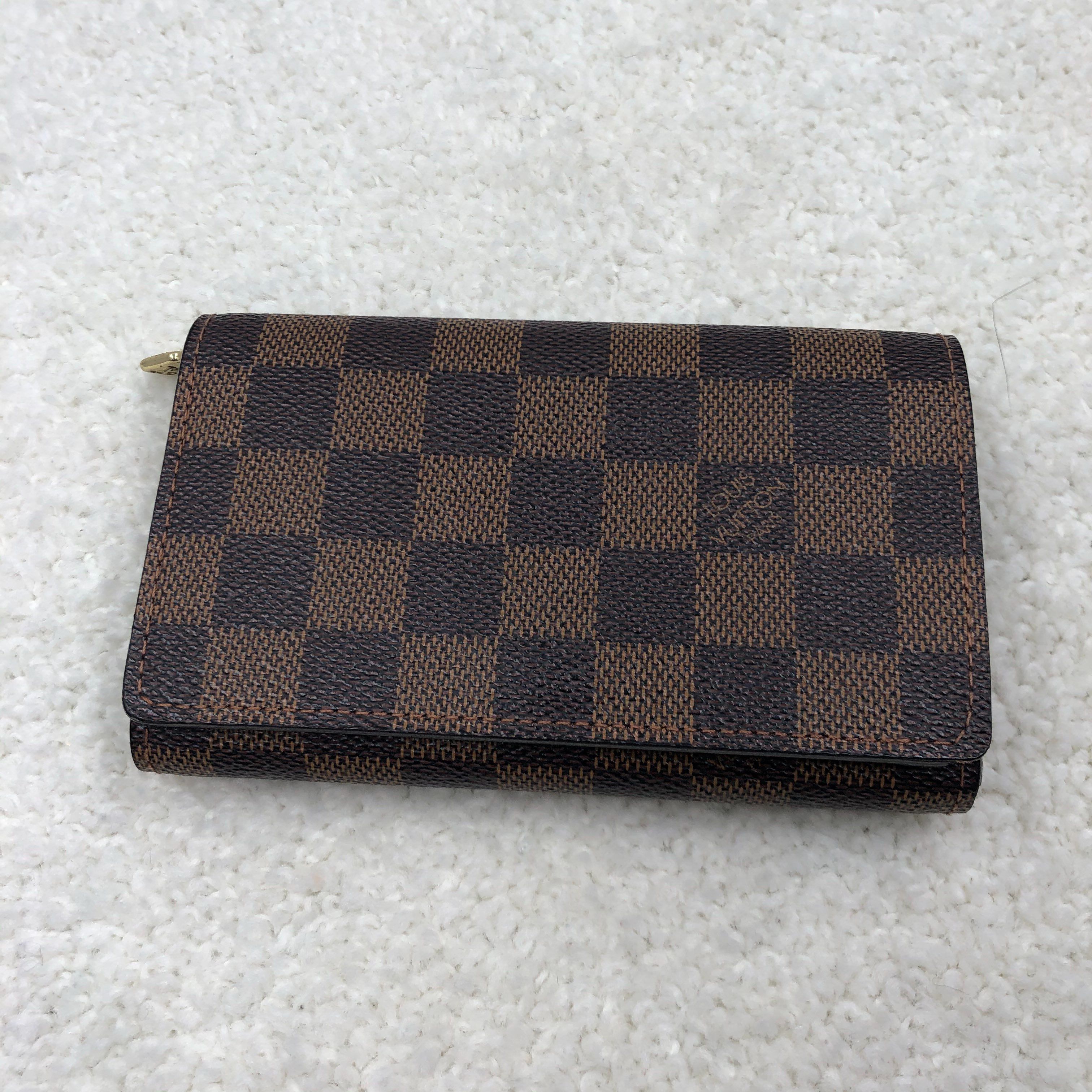 Louis Vuitton Tresor Wallet Damier