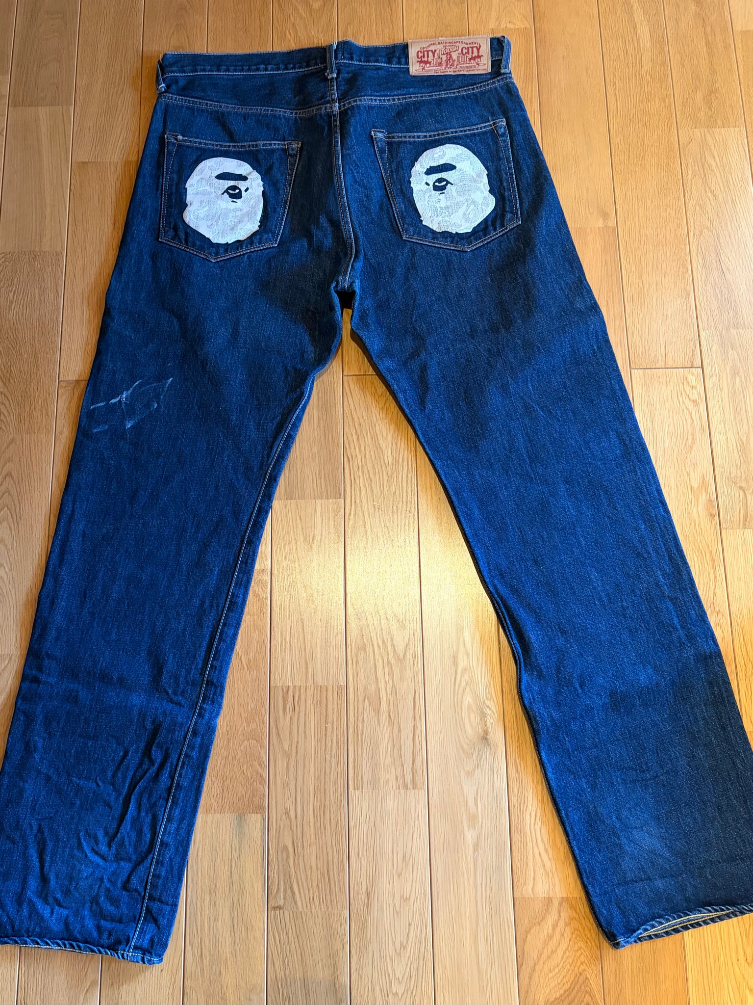 APE 大猿 デニム サイズL 古着 穴 ほつれ有り
