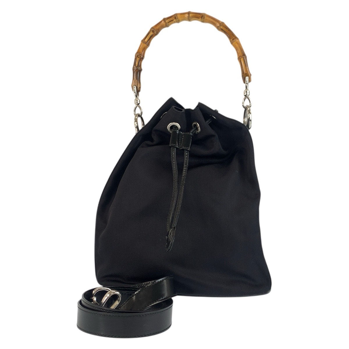 【グッチセール】GUCCI グッチ  000 1956 053 ショルダーバッグ ナイロン バンブー レザー ブラック 黒 シルバー金具  無地 シンプル レディース　女性【中古】 GUCCI（グッチ） バンブー ショルダーバッグ ハンドバッグ 00019980531