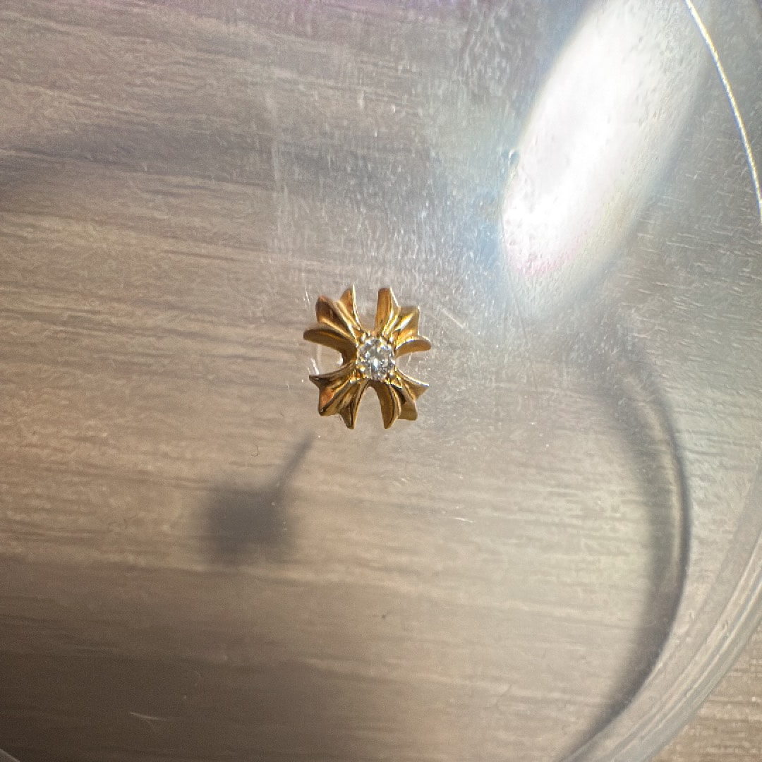 Chrome Hearts 22k CH Crossstad 1 Diamond Earrings "Yellow Gold"