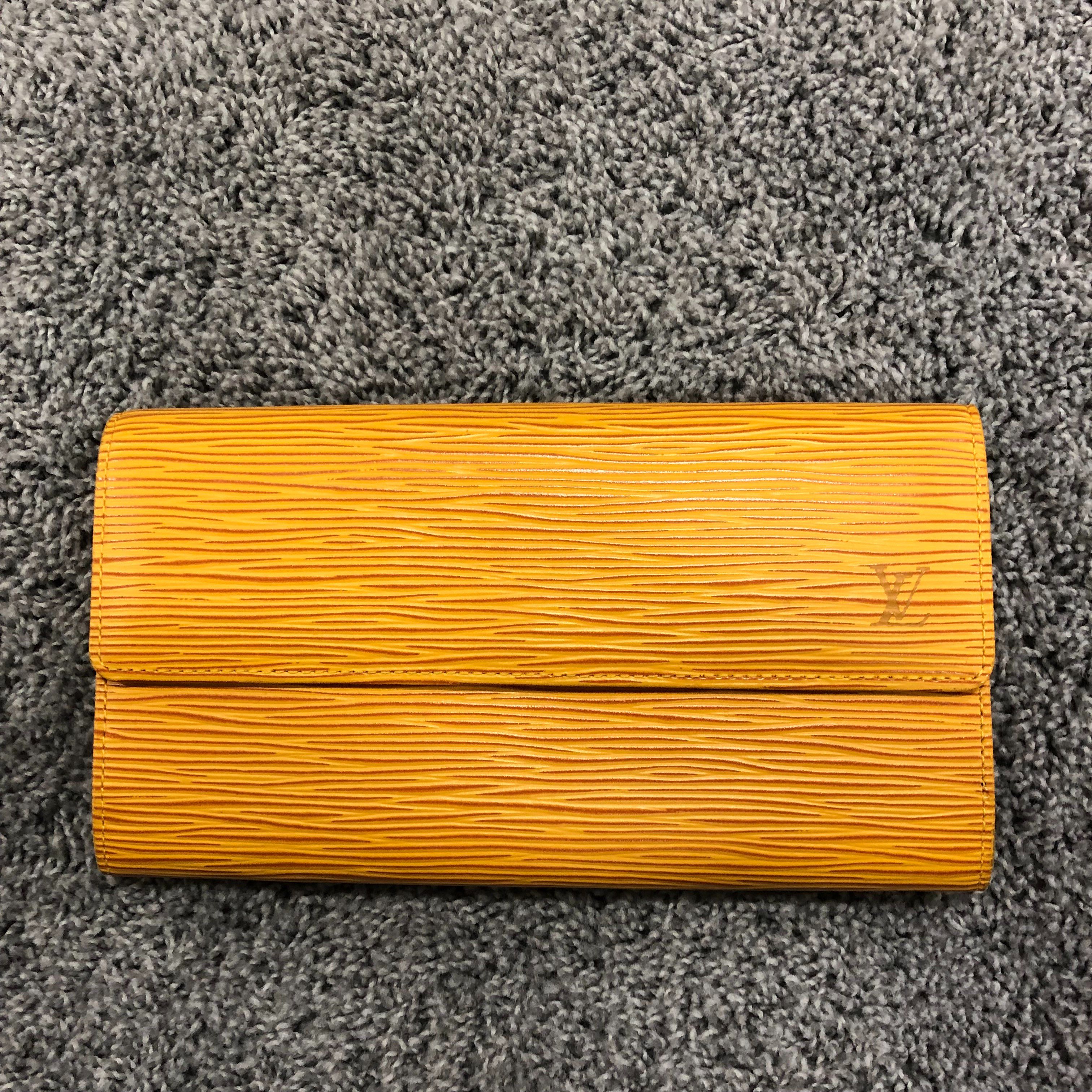 Louis Vuitton Sarah Wallet Epi "Citron"