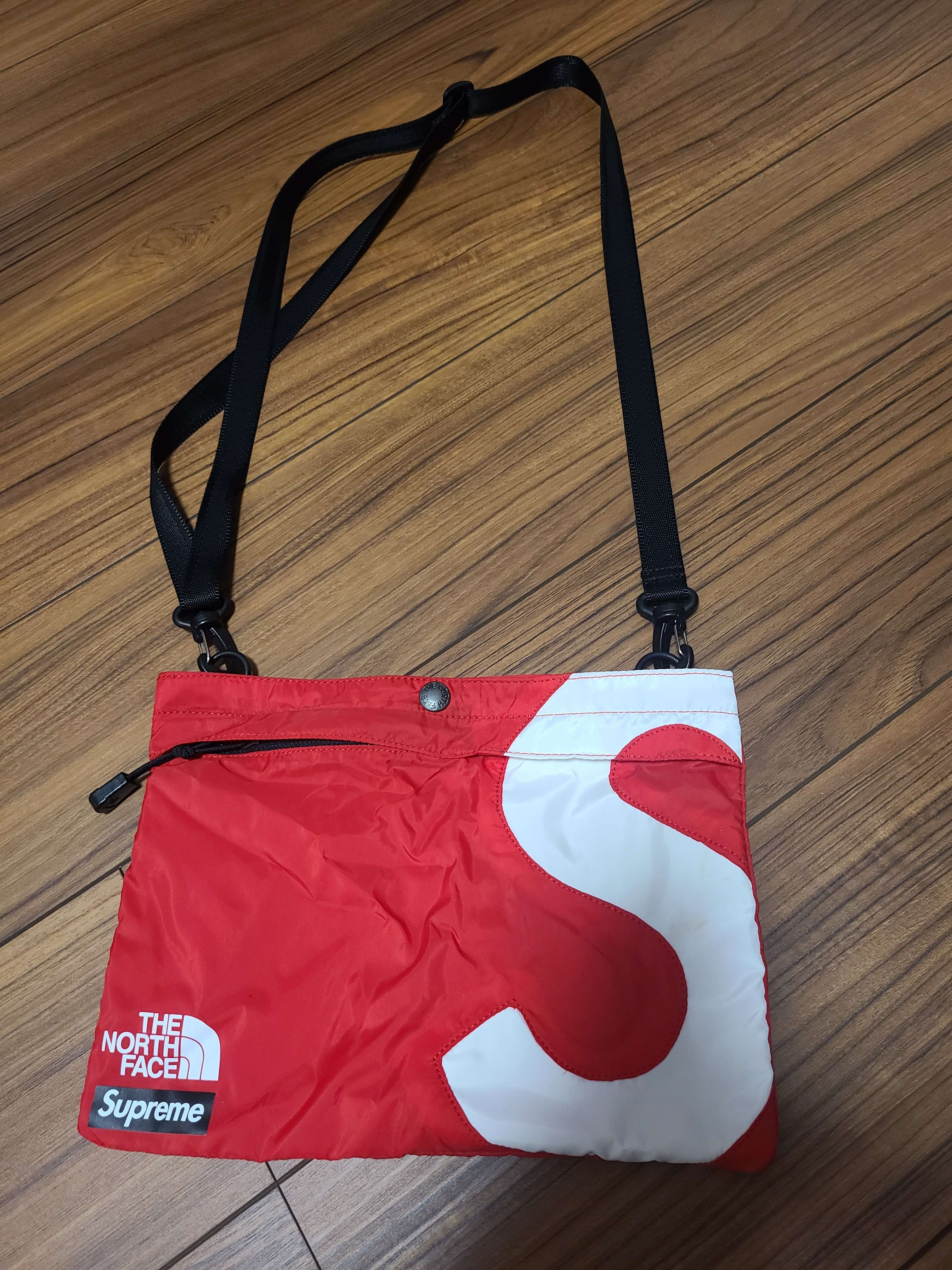 Supreme x The North Face S Logo Shoulder Bag "Red"
