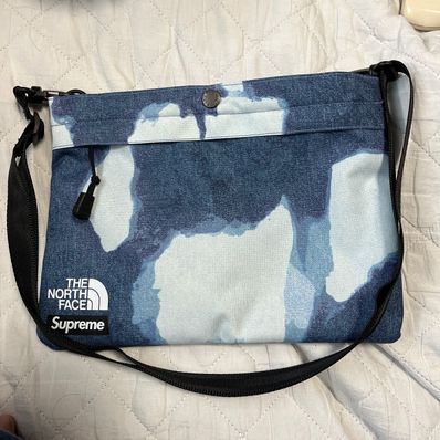 Supreme x The North Face Bleached Denim Print Shoulder Bag "Indigo"