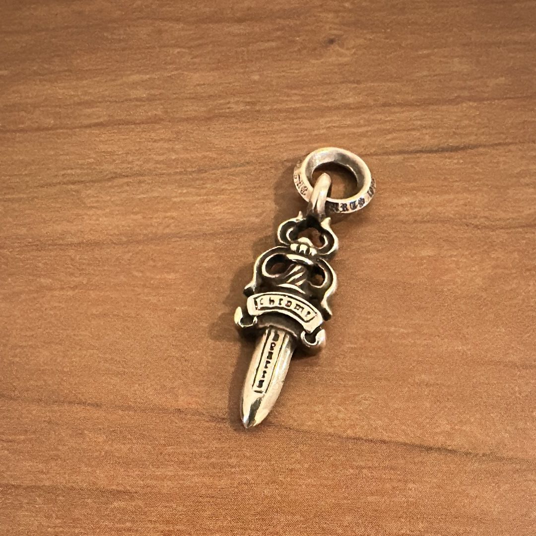 Chrome Hearts # 5 Dagger Charm "Silver"