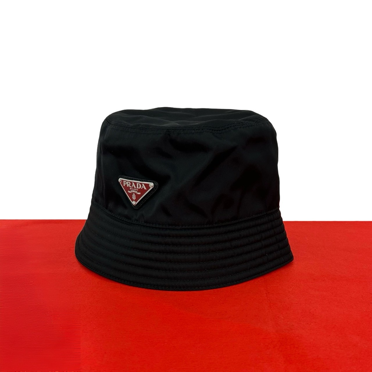 PRADA プラダ 三角ロゴ 金具 ナイロン ハット ブラック
 50636