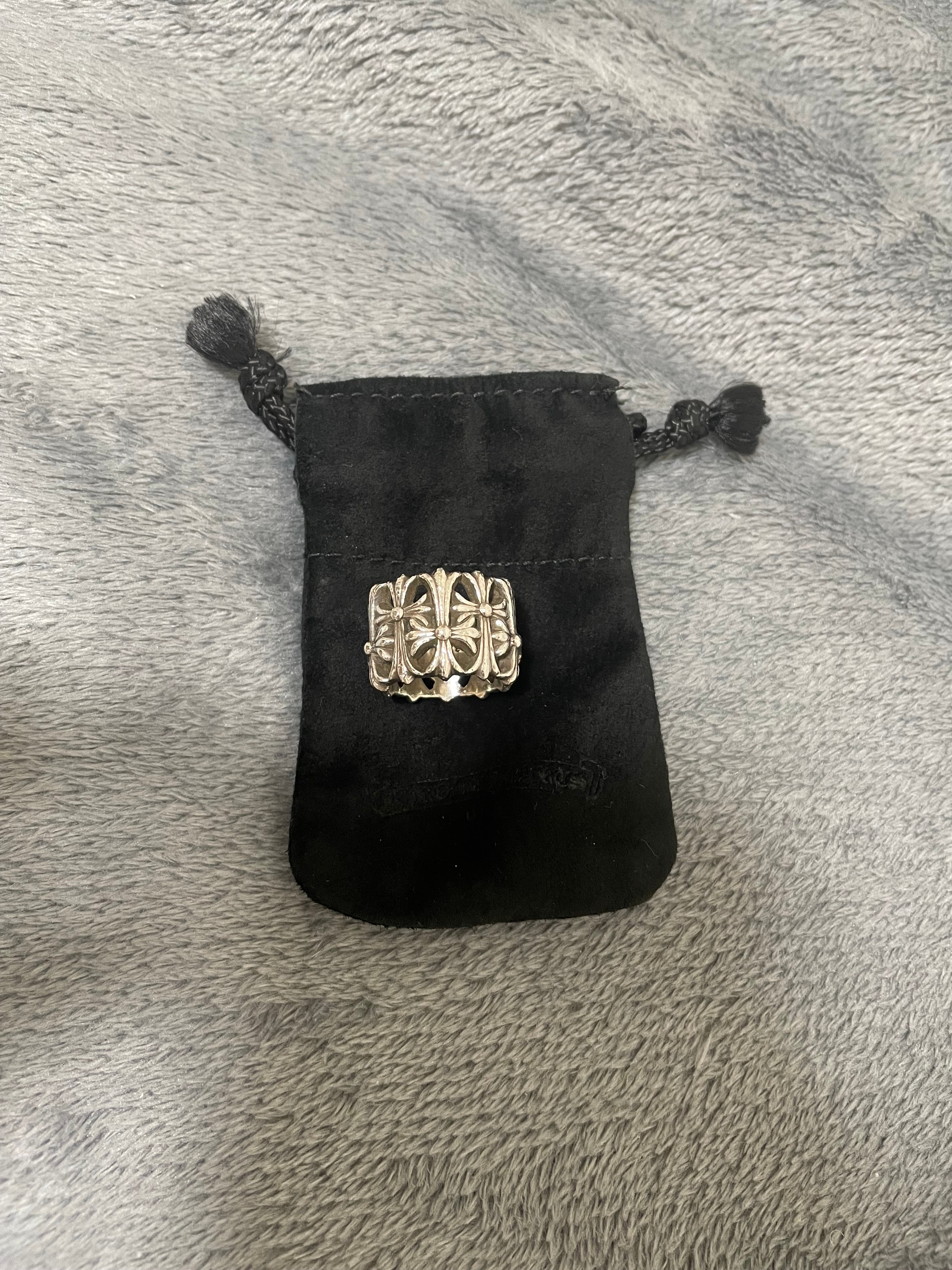 Chrome Hearts Cemetery Cross Ring "Silver"