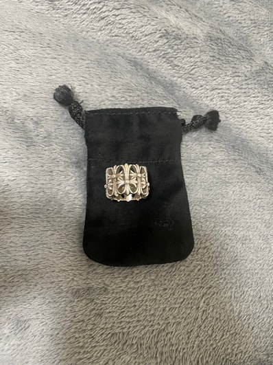 Chrome Hearts Cemetery Cross Ring "Silver"