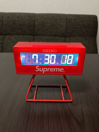 Supreme / Seiko Marathon Clock "Red"