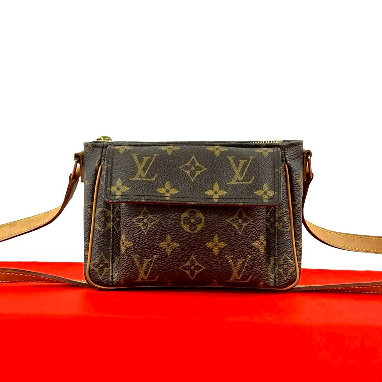 LOUIS VUITTON ルイヴィトン ヴィバシテ PM モノグラム PVC レザー ショルダーバッグ ブラウン
 18090