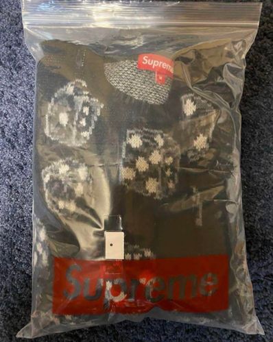 Supreme Dice Sweater "Black"