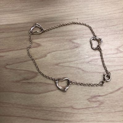 ティファニー オープンハートブレス