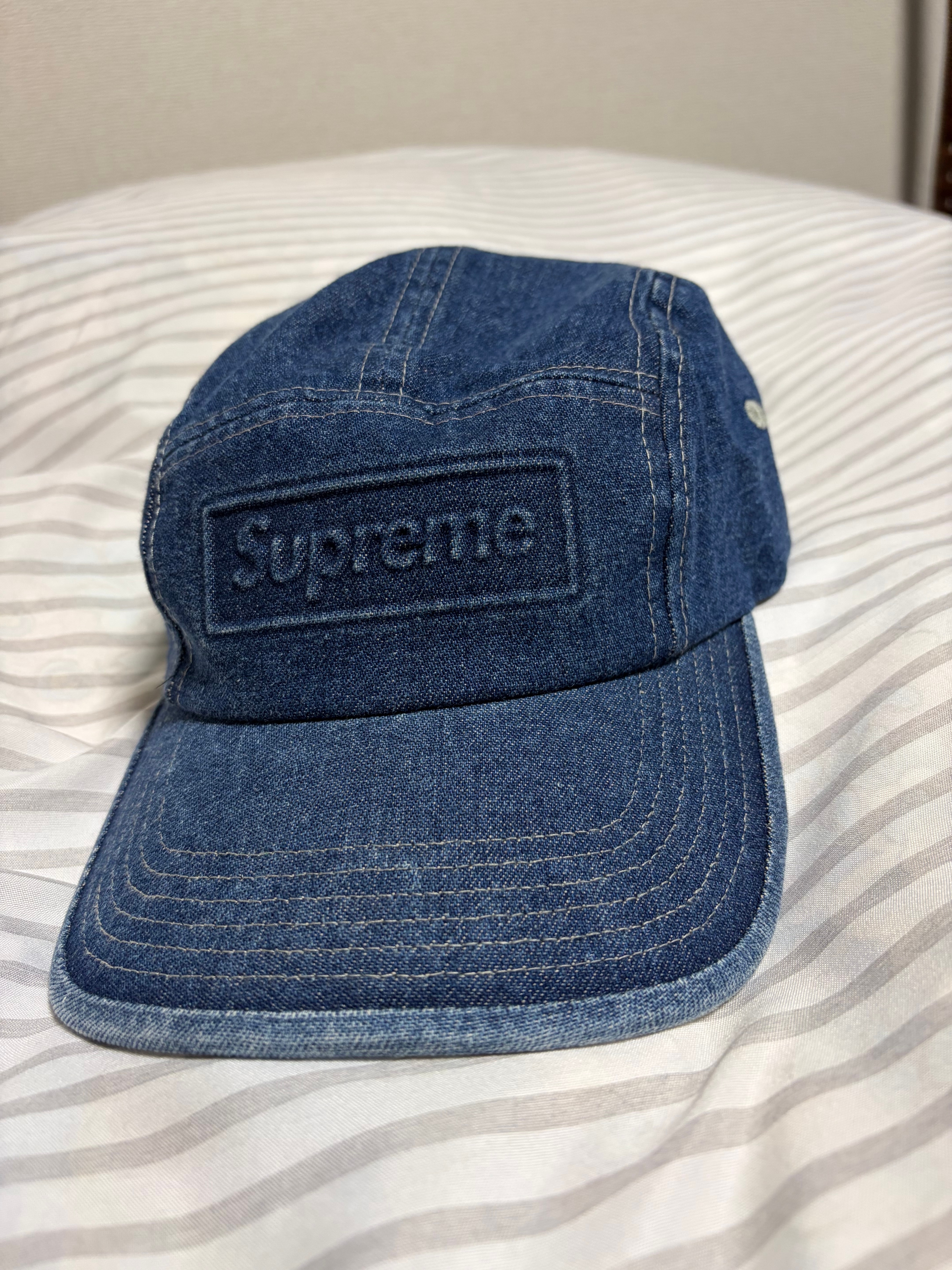 Supreme Embossed Denim Camp Cap "Denim" (20SS)