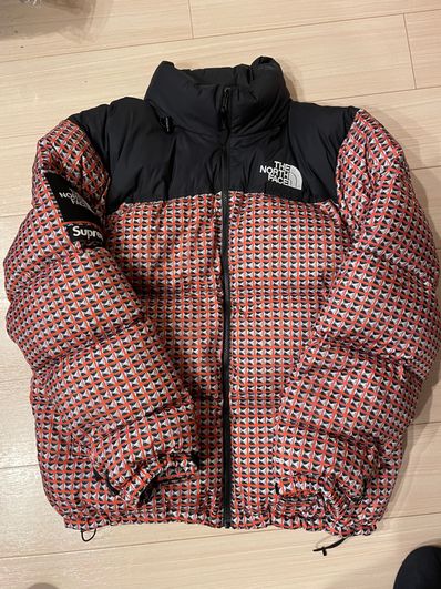 Supreme x The North Face Studded Nuptse Jacket "Red"