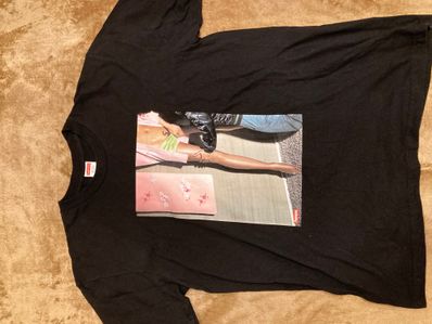 Supreme Model Tee "Black"