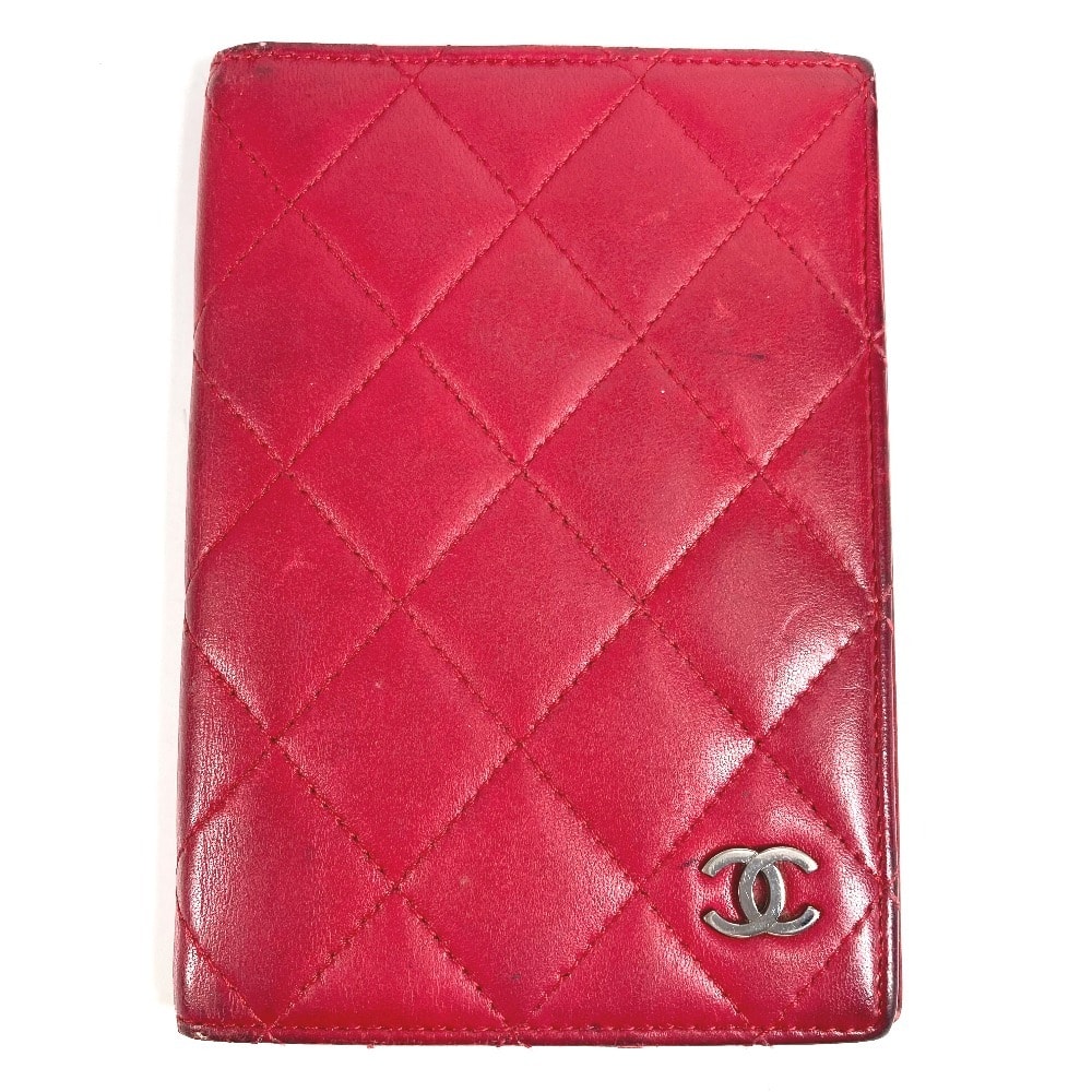 シャネル CHANEL CC ココマーク ロゴ マトラッセ キルティング 2つ折り カバー ステーショナリー パスポートケース ラムスキン レッド