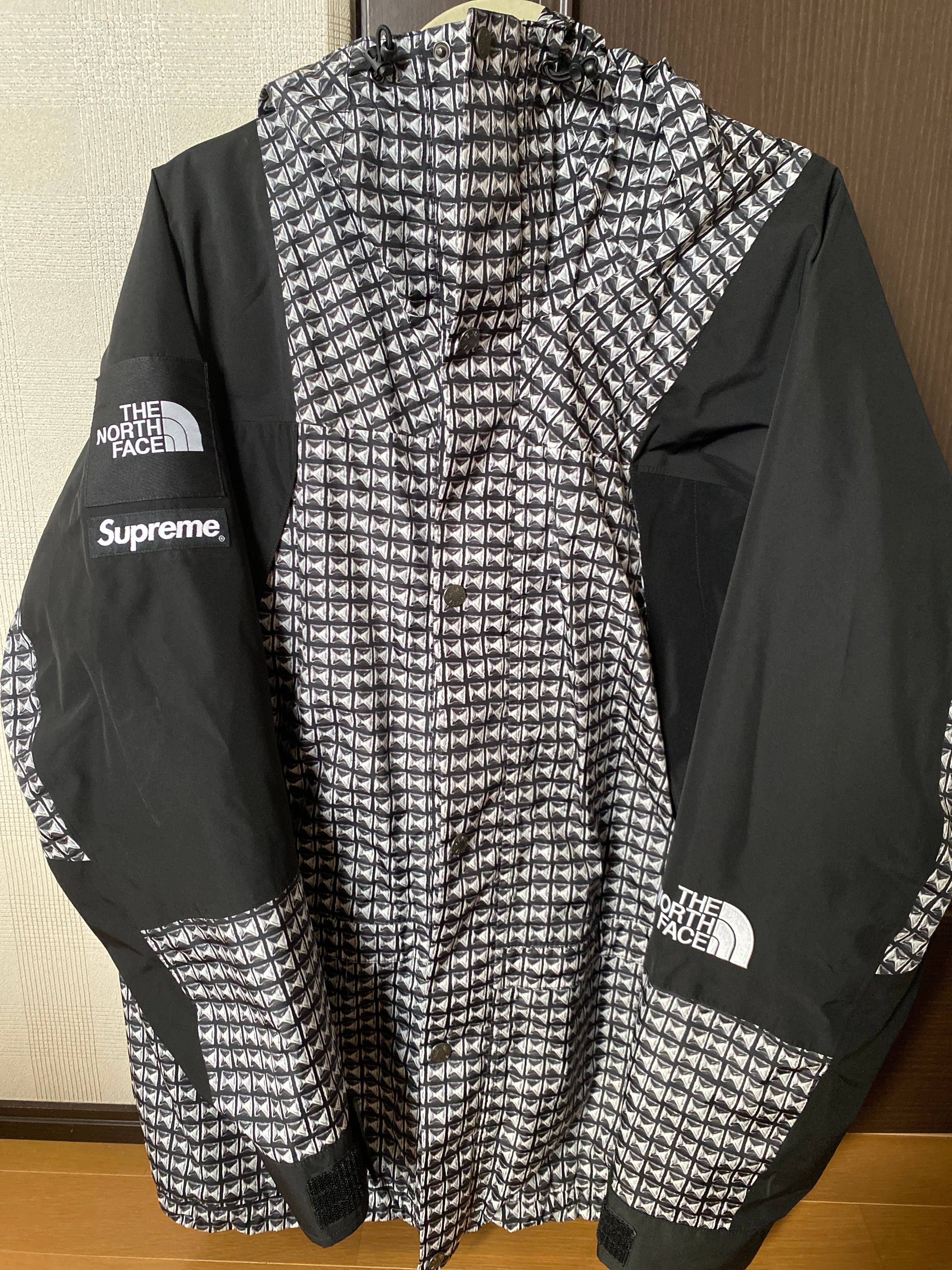 Supreme x The North Face Studded Mountain Light Jacket "Black"