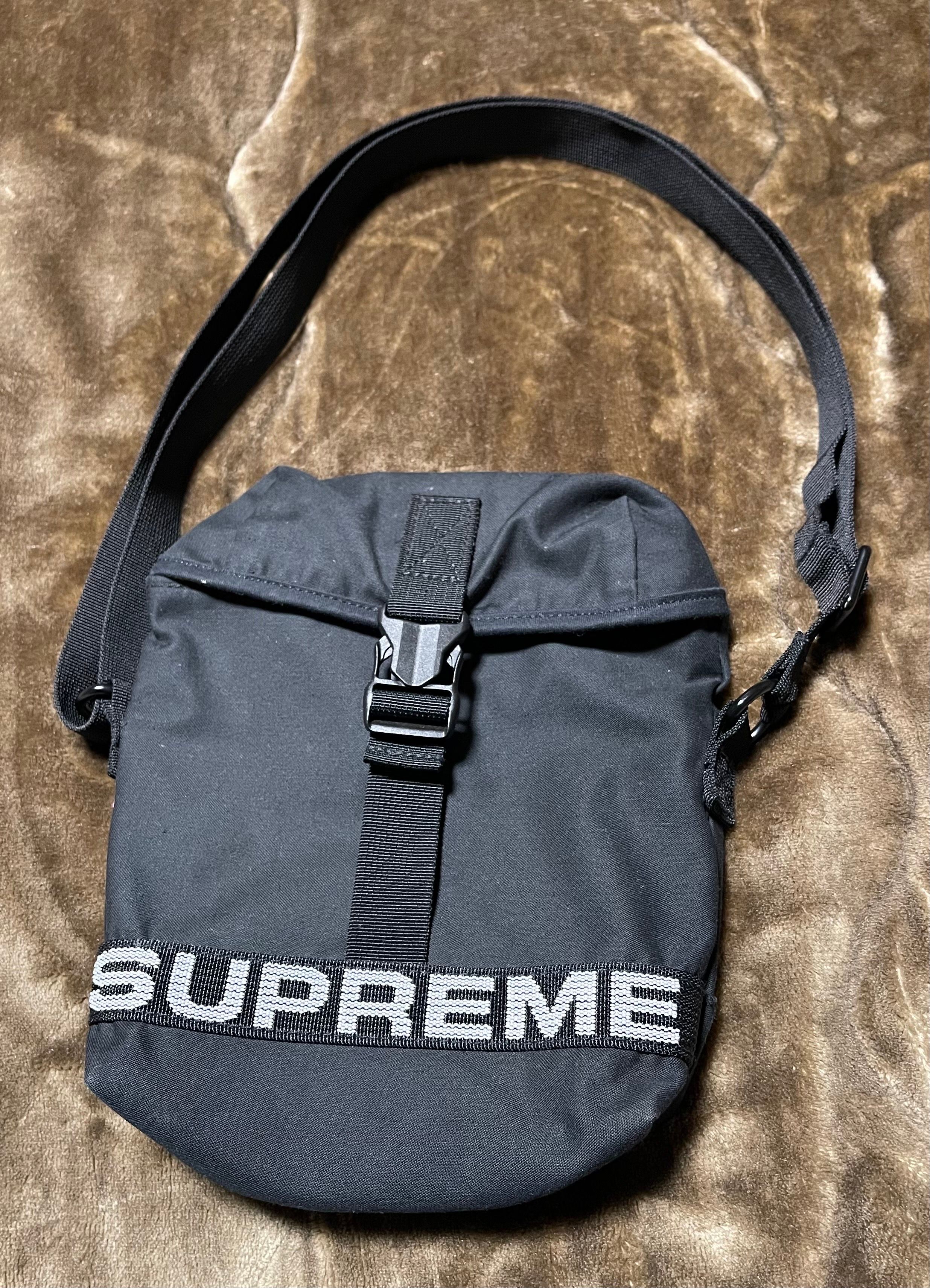 Supreme Field Side Bag 