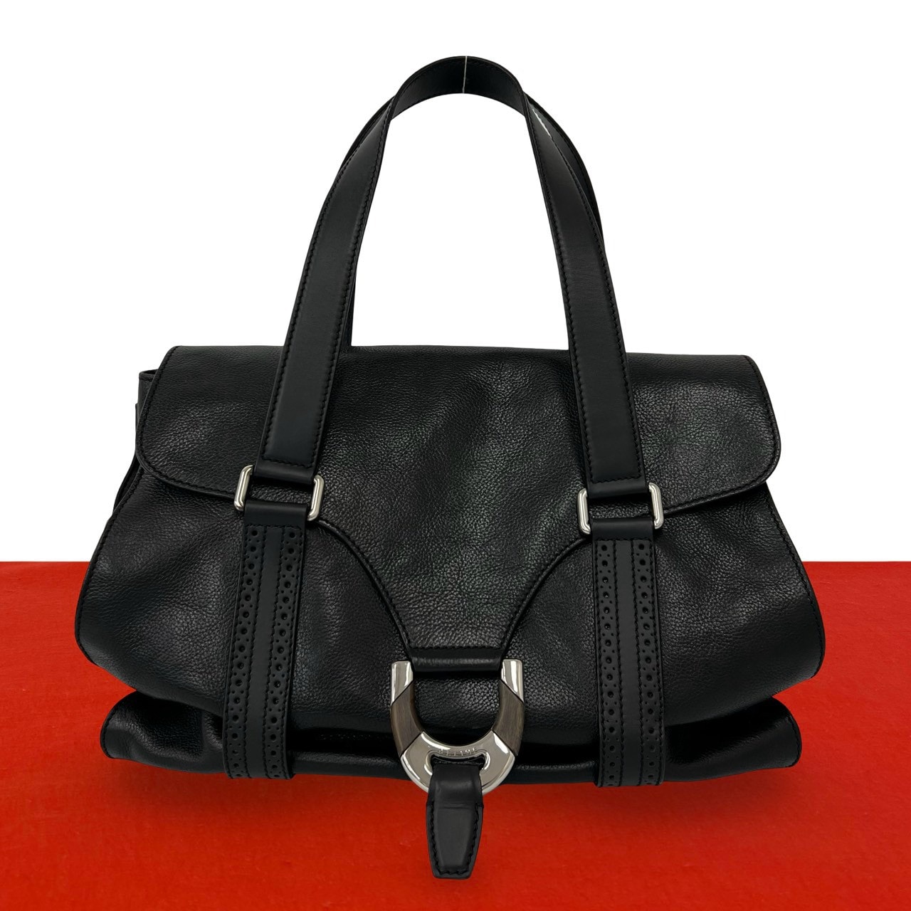 CELINE セリーヌ ロゴ 金具 パンチング レザー トートバッグ ブラック
 21497