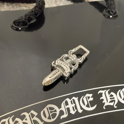 Chrome Hearts #5 Dagger Charm Zip 1 "Silver"