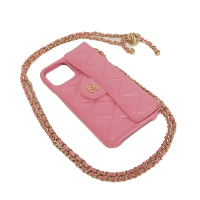 CHANEL シャネル マトラッセ iPhone 13 Pro Max ケース CCマーク キルティング スナップボタン チェーンショルダー ゴールド 30番台 ココマーク ラムスキン ピンク スマホケース AP2688