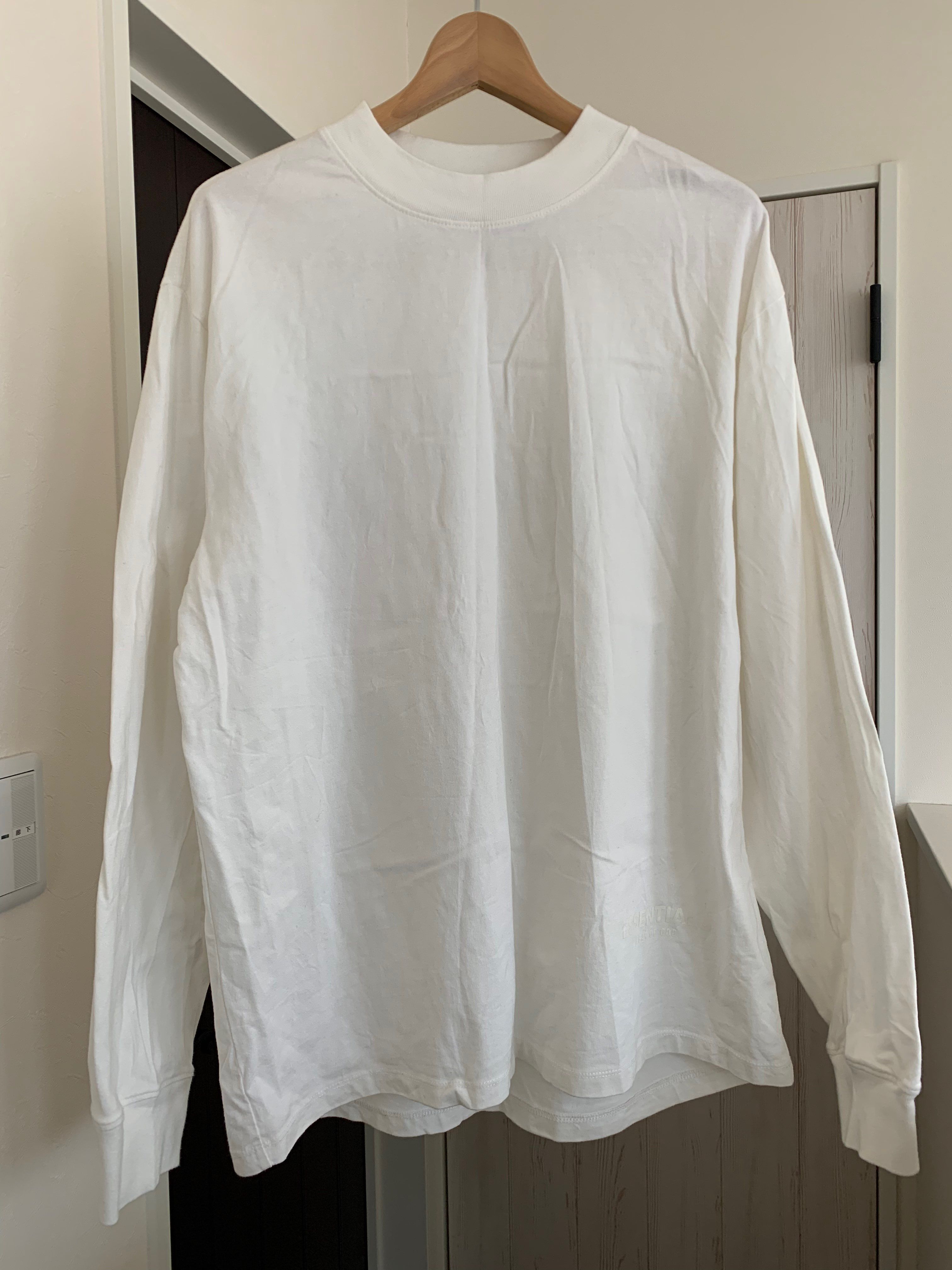 essentials reflective ロンT