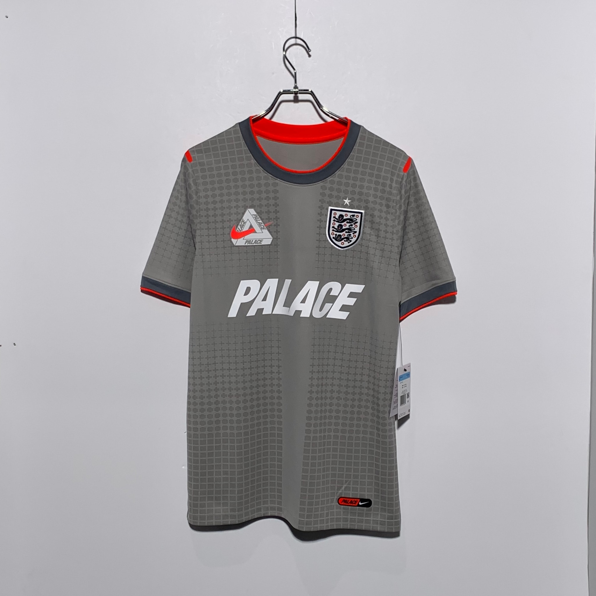 Palace Proのおすすめアイテム | 通販・相場はスニーカーダンク
