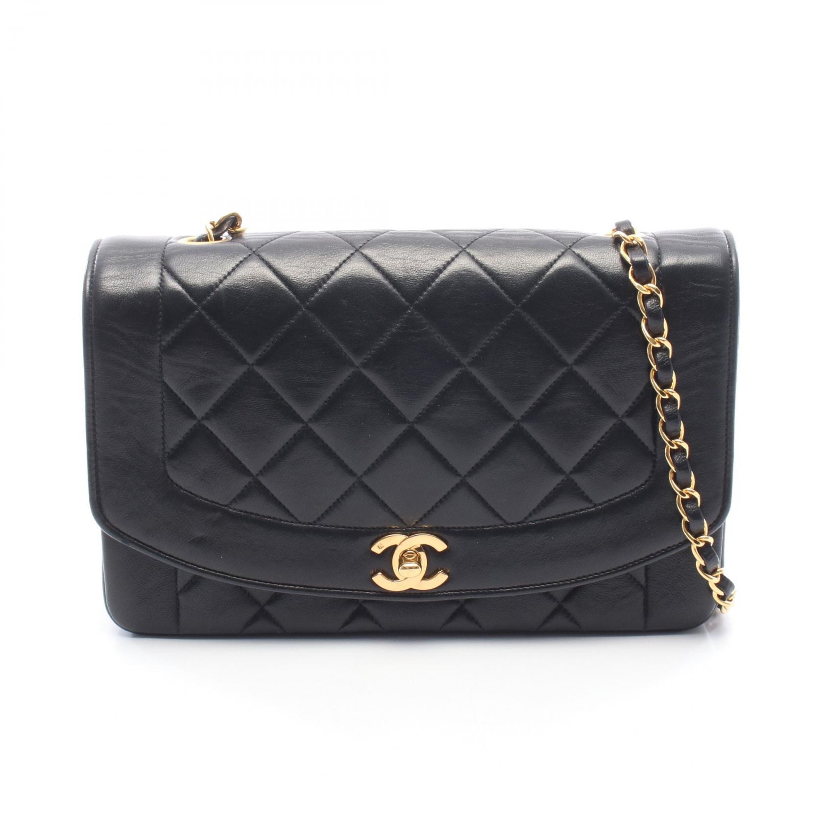 シャネル CHANEL マトラッセ ダイアナフラップ ショルダーバッグ バッグ ラムスキン(羊革) レディース ブラック系 【中古】