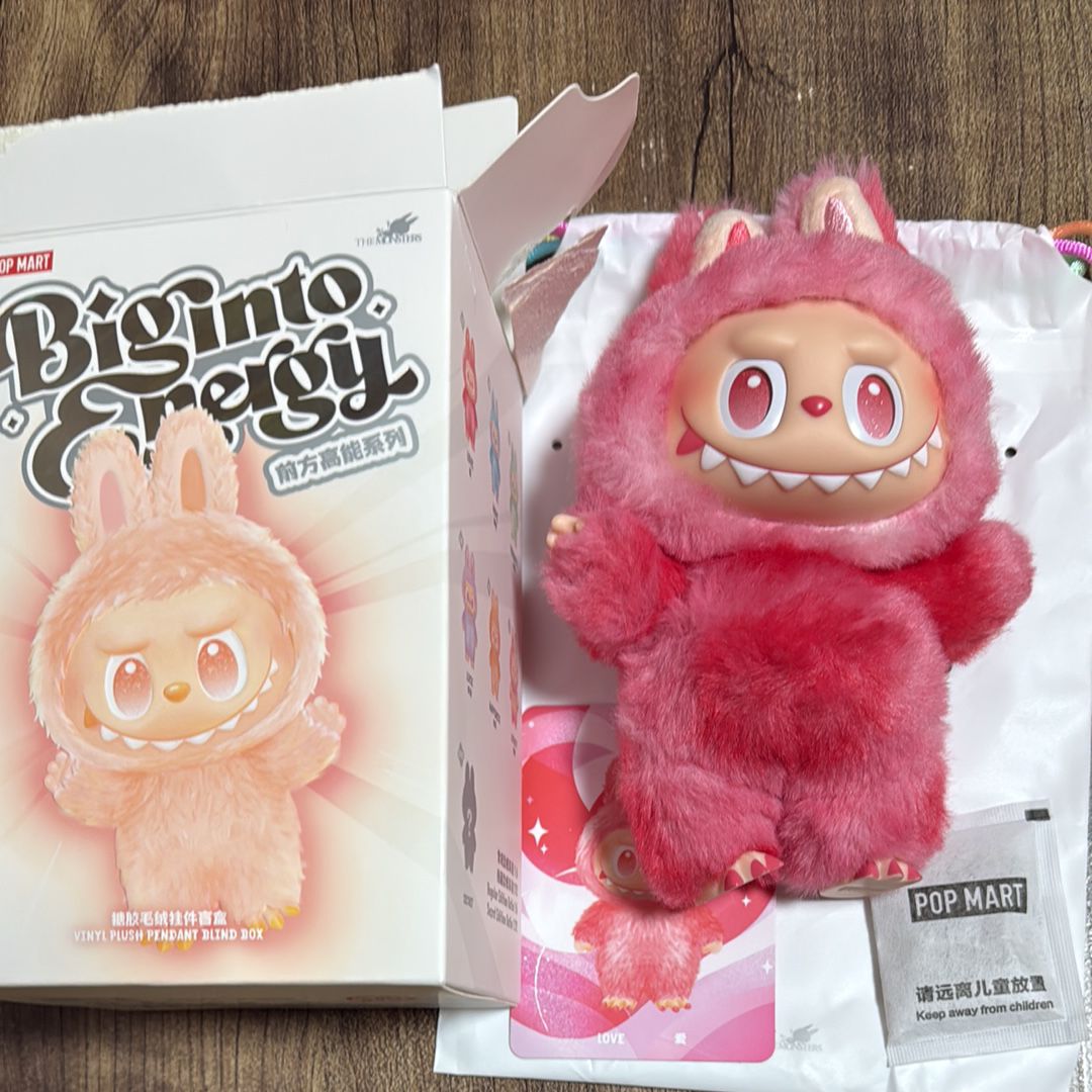 POP MART THE MONSTERS (LABUBU) Big into Energy Series Plush Pendant LOVE