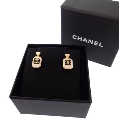 シャネル ココマーク ピアス メタル ホワイト レディース【中古】【Aランク】
