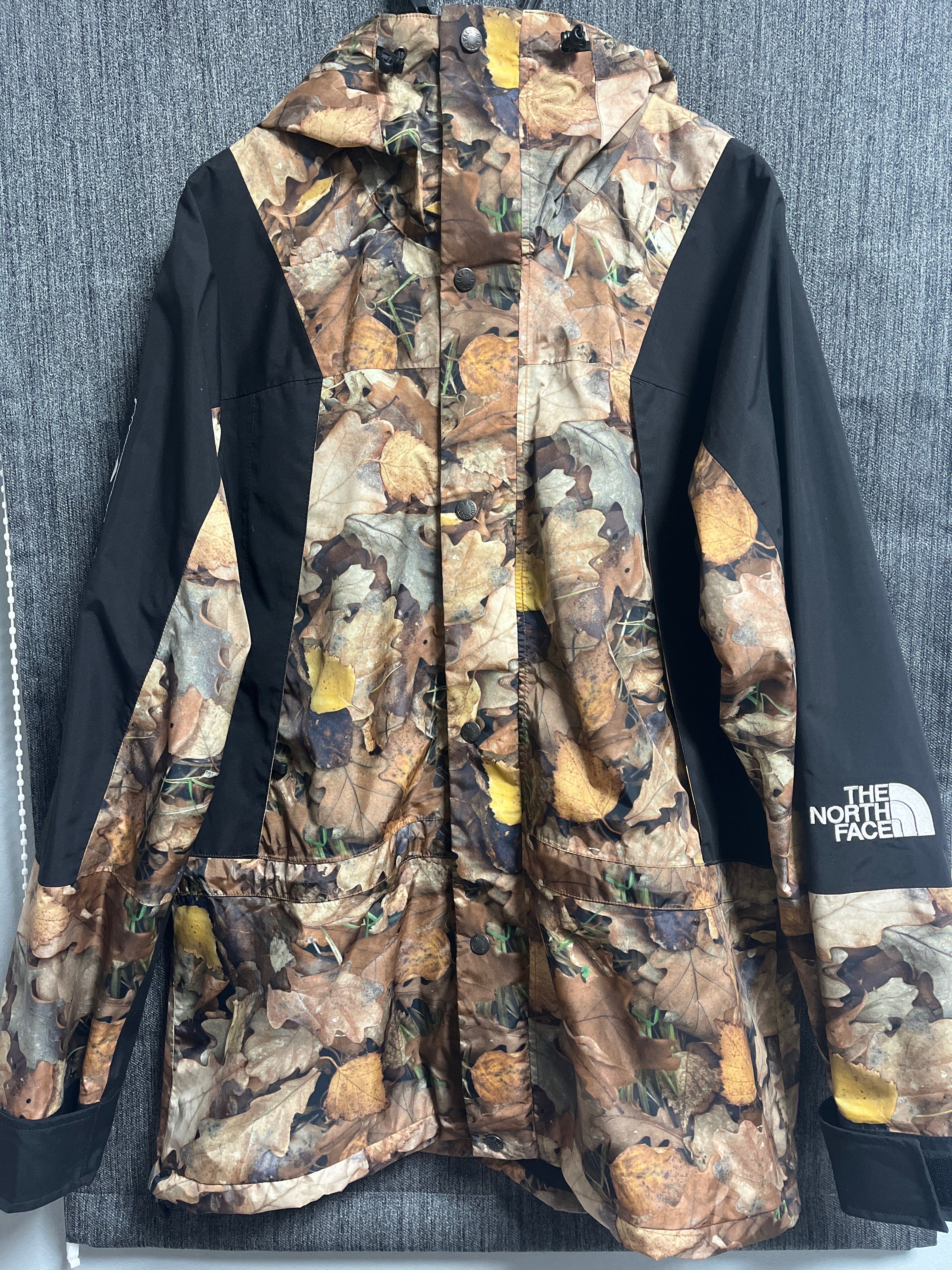 Supreme x The North Face Leaves Mountain Light Jacket "Leaves"