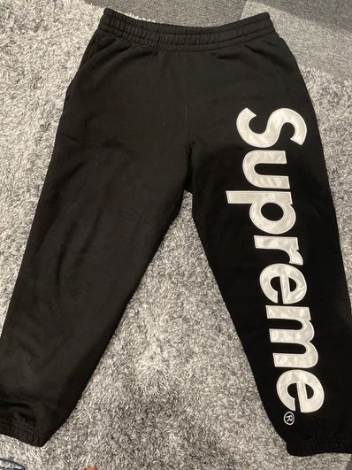 Supreme Satin Applique Sweatpant "Black" (22FW)