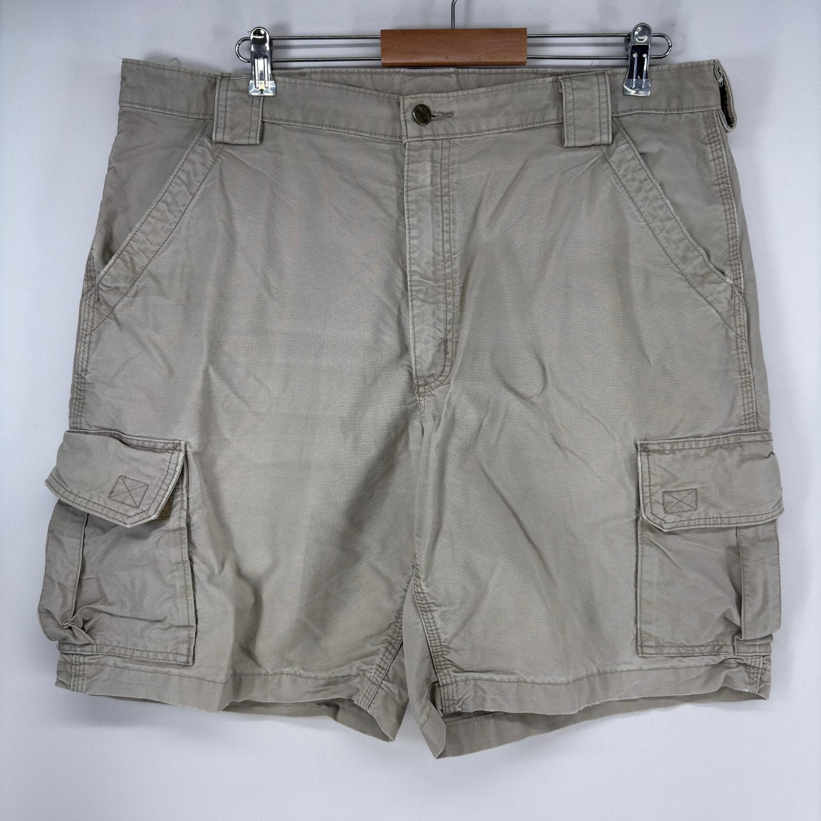 古着 カーハート Carhartt ダック ショートパンツ カーゴパンツ ハーフパンツ ワーク ワンポイント 大きいサイズ w40  ベージュ メンズ