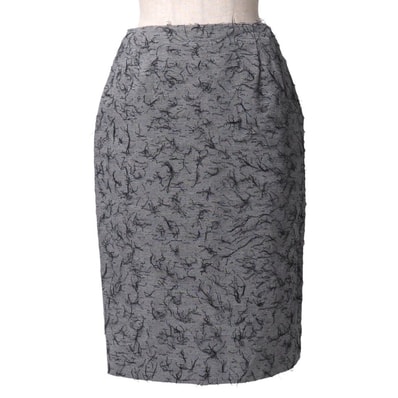 ■美品■Christian Dior クリスチャンディオール スカート サイズ42 タイト ひざ丈 刺繍 総柄 裏地 : 総シルク イタリア製 ブランド古着【中古】20250910/RA5981