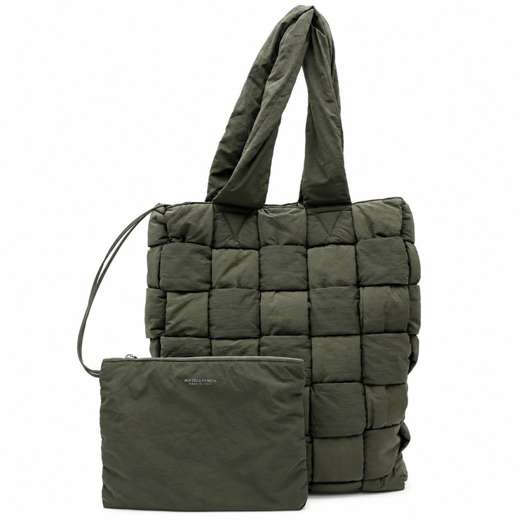BOTTEGA VENETA(ボッテガヴェネタ)パデッド テック マキシイントレチャート トートバッグ カーキ ナイロン パデッドトート 肩掛け ポーチ付き レディース メンズ ユニセックス【中古】