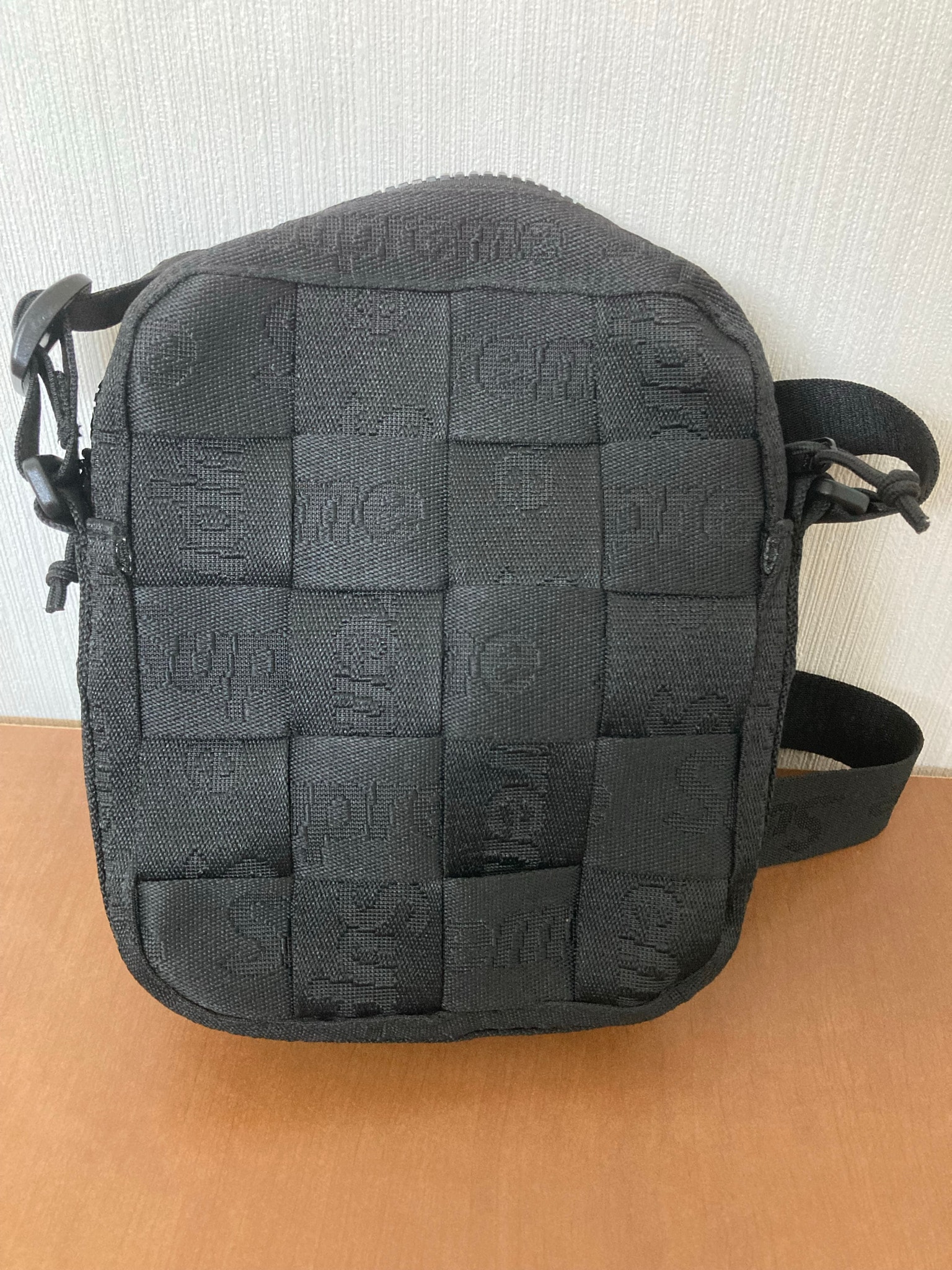 Supreme Woven Shoulder Bag "Black" (23SS)