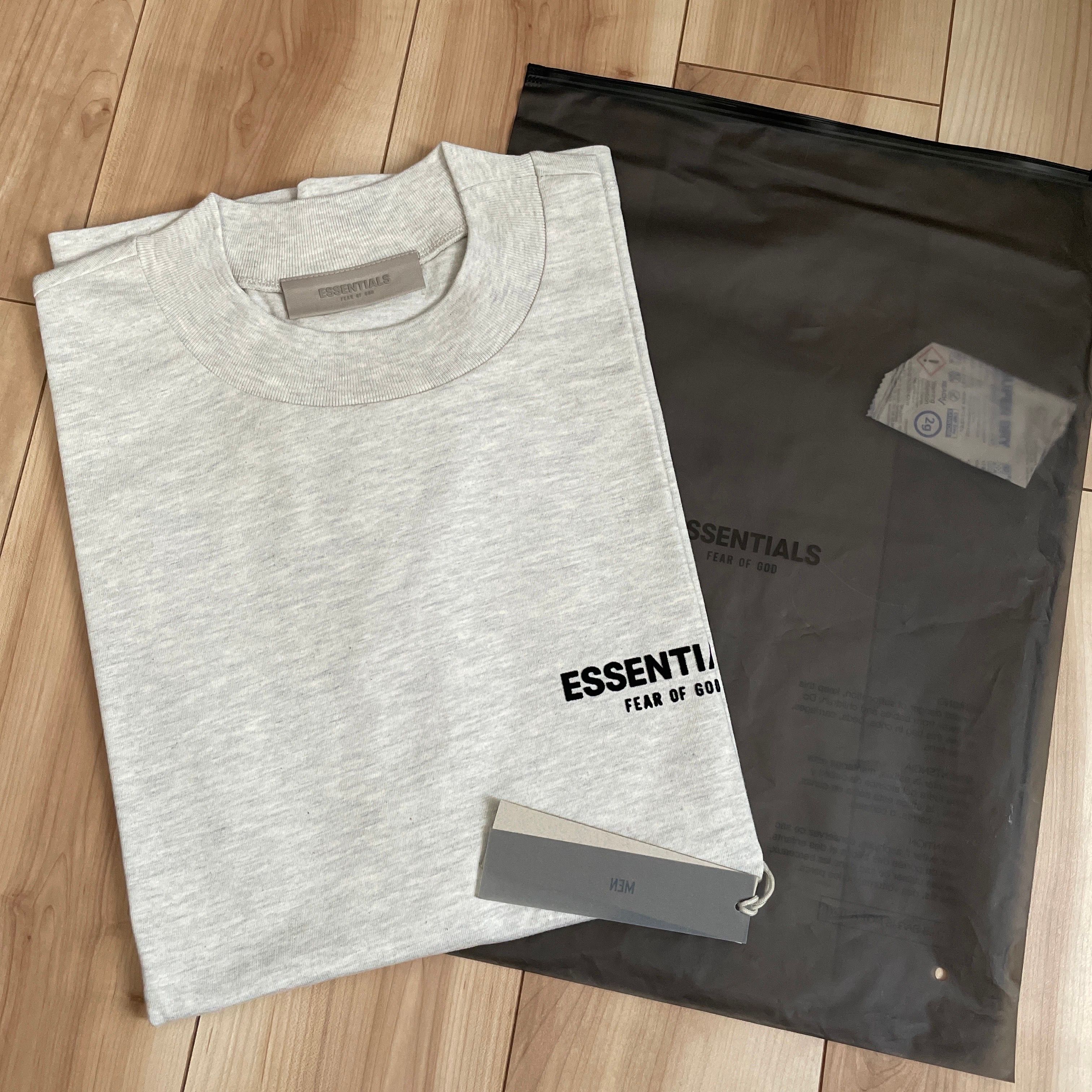 FEAR OF GOD ESSENTIALS Tee "Stretch Limo"