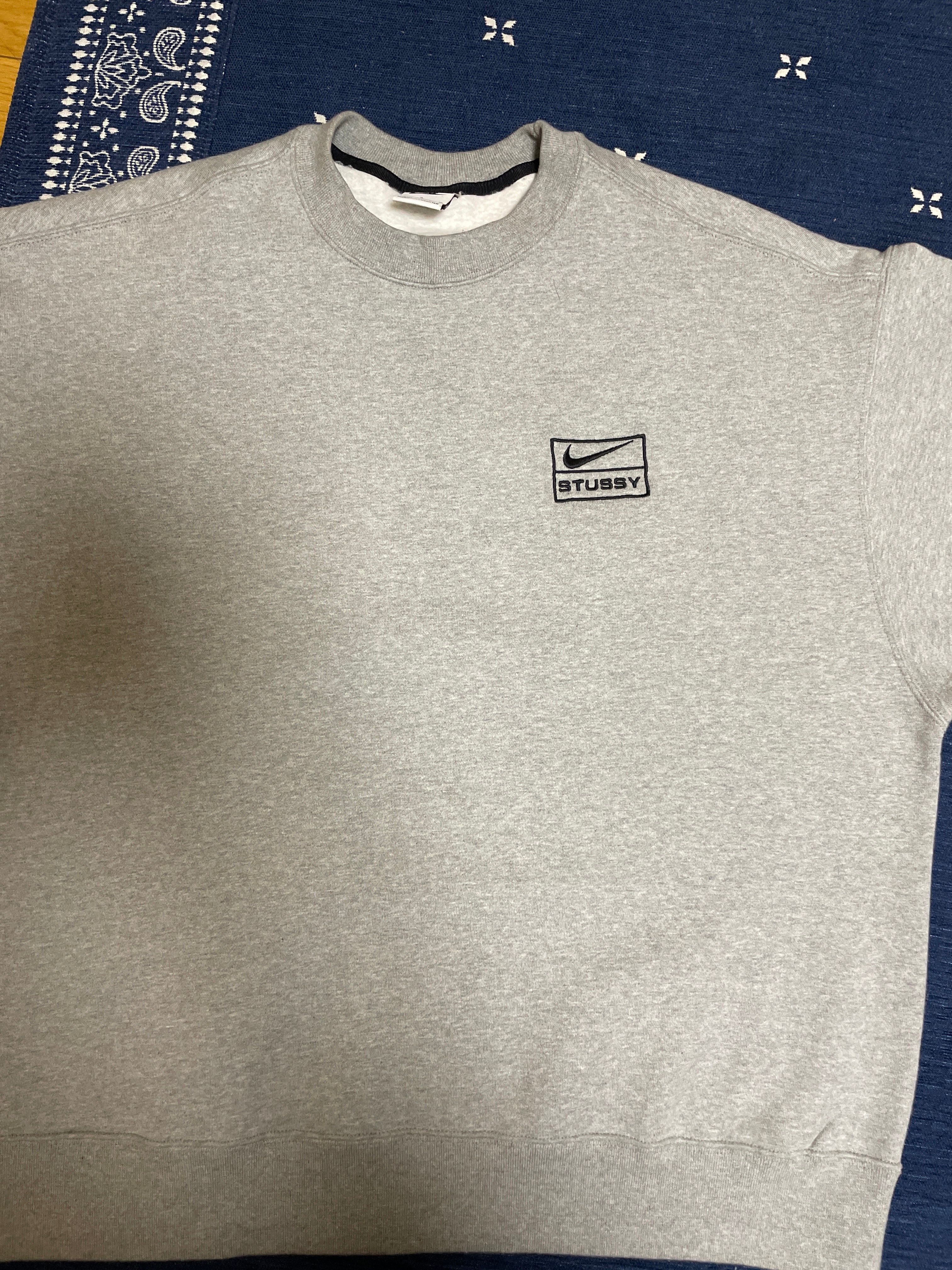 Stussy x Nike Fleece Crew (US Size) "Grey" DO9337-063