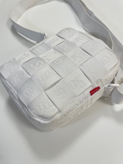 Supreme Woven Shoulder Bag Supreme Woven Shoulder Bag