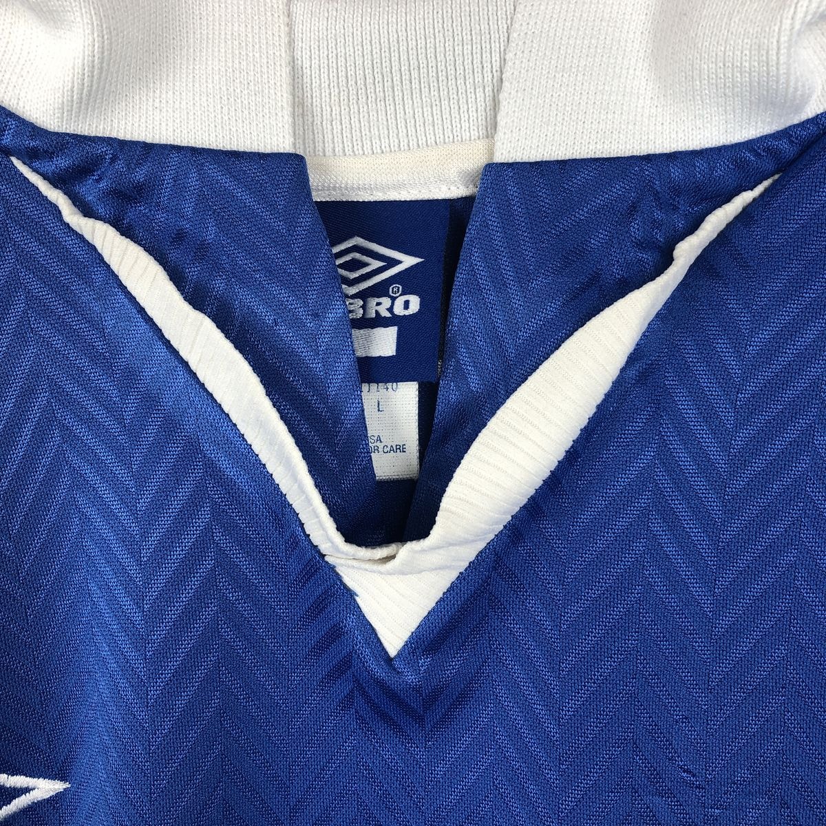 D (傷や汚れあり)】古着 90年代 アンブロ UMBRO 青タグ ツートン V