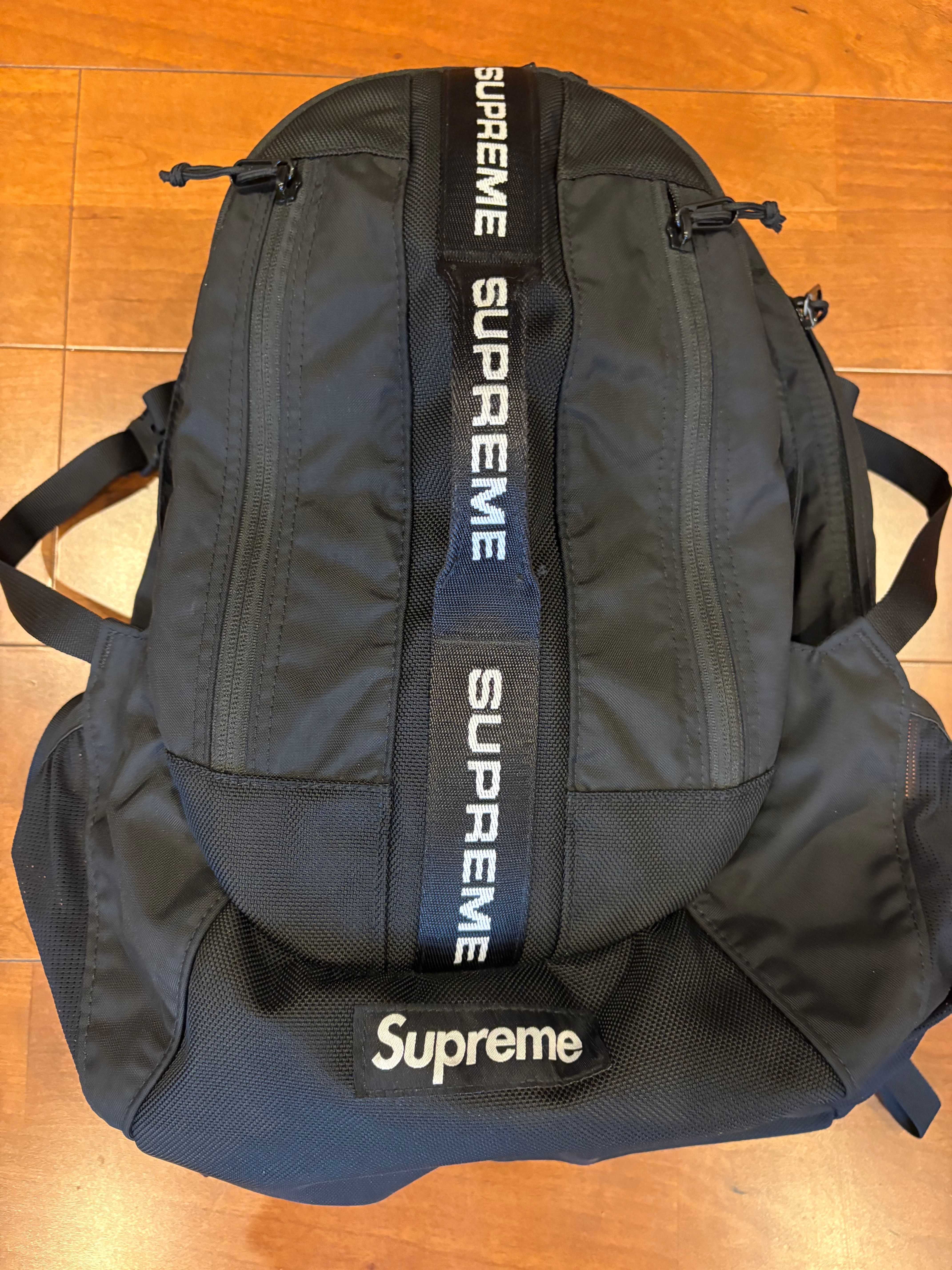 Supreme FW22 Backpack "Black"