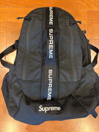 Supreme FW22 Backpack "Black"