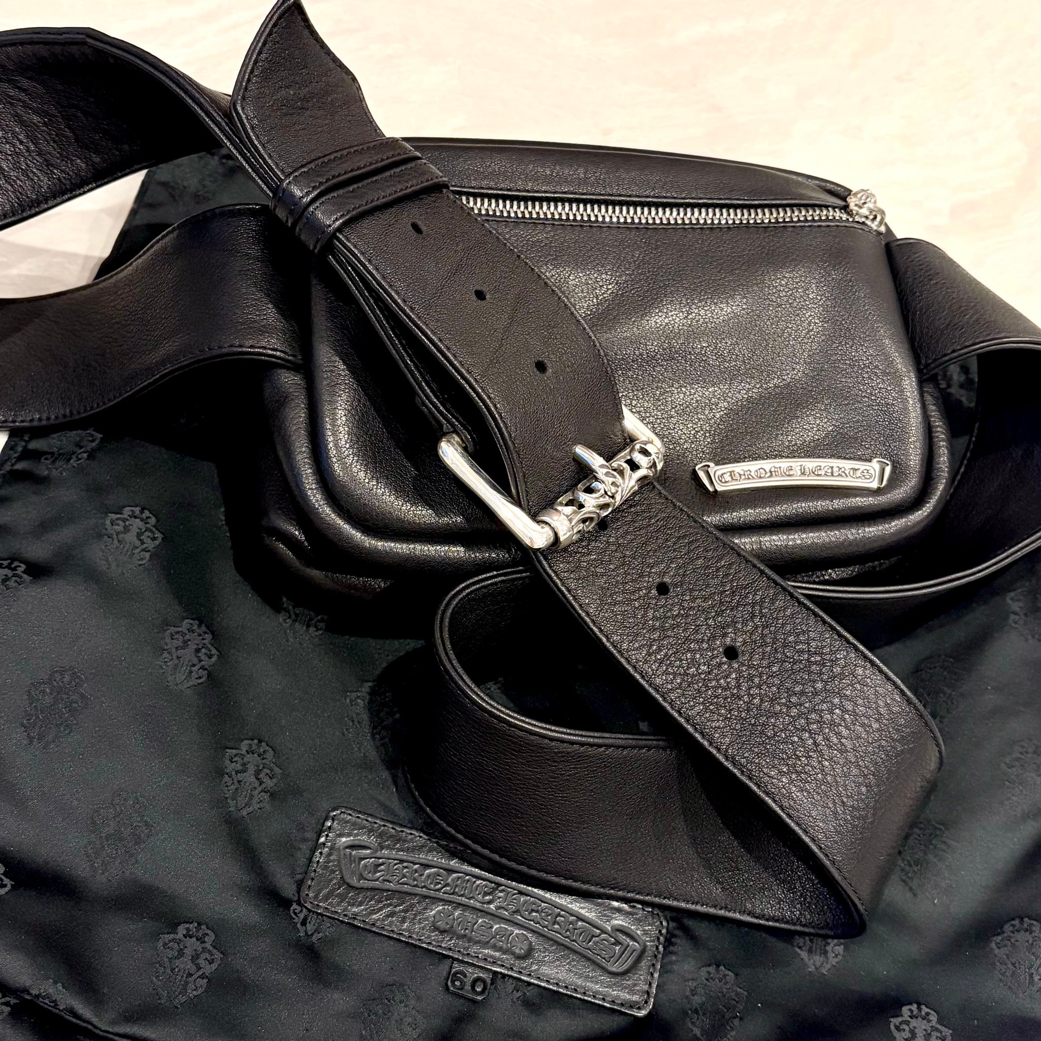 A+ (新品・未使用(ワケあり))】クロムハーツ ストラップオン バッグ